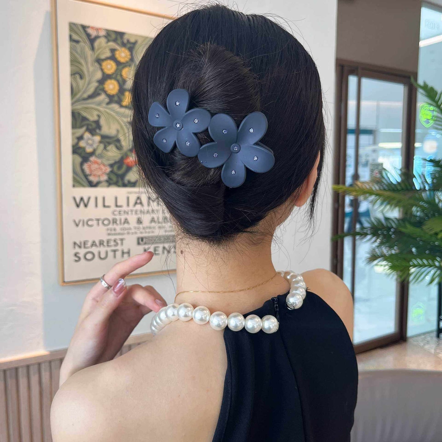 Solid Flower Hair Clips Claws Bun Updo Holders