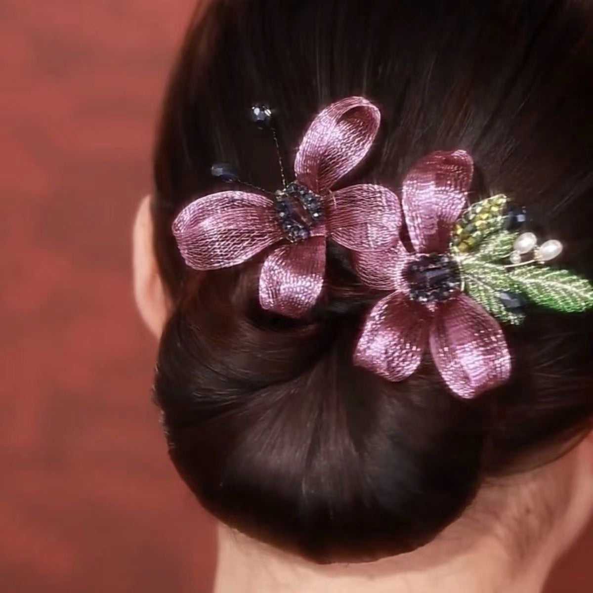 Handmade Embroidered Flower Hairstyle Maker Twist Clip