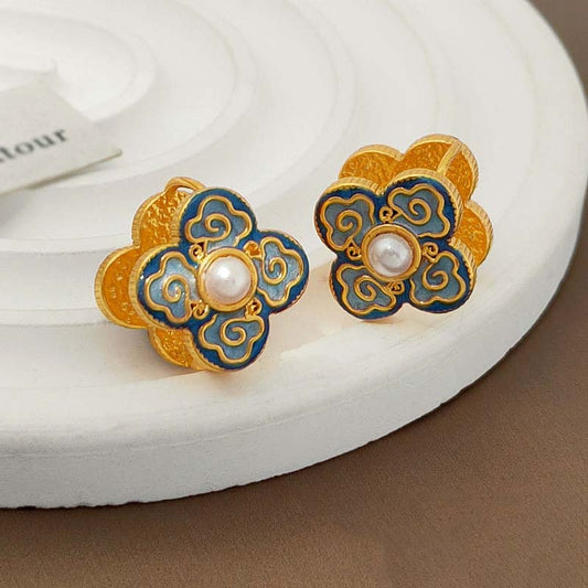 Vintage Cloud Clover Pearl Huggie Earrings