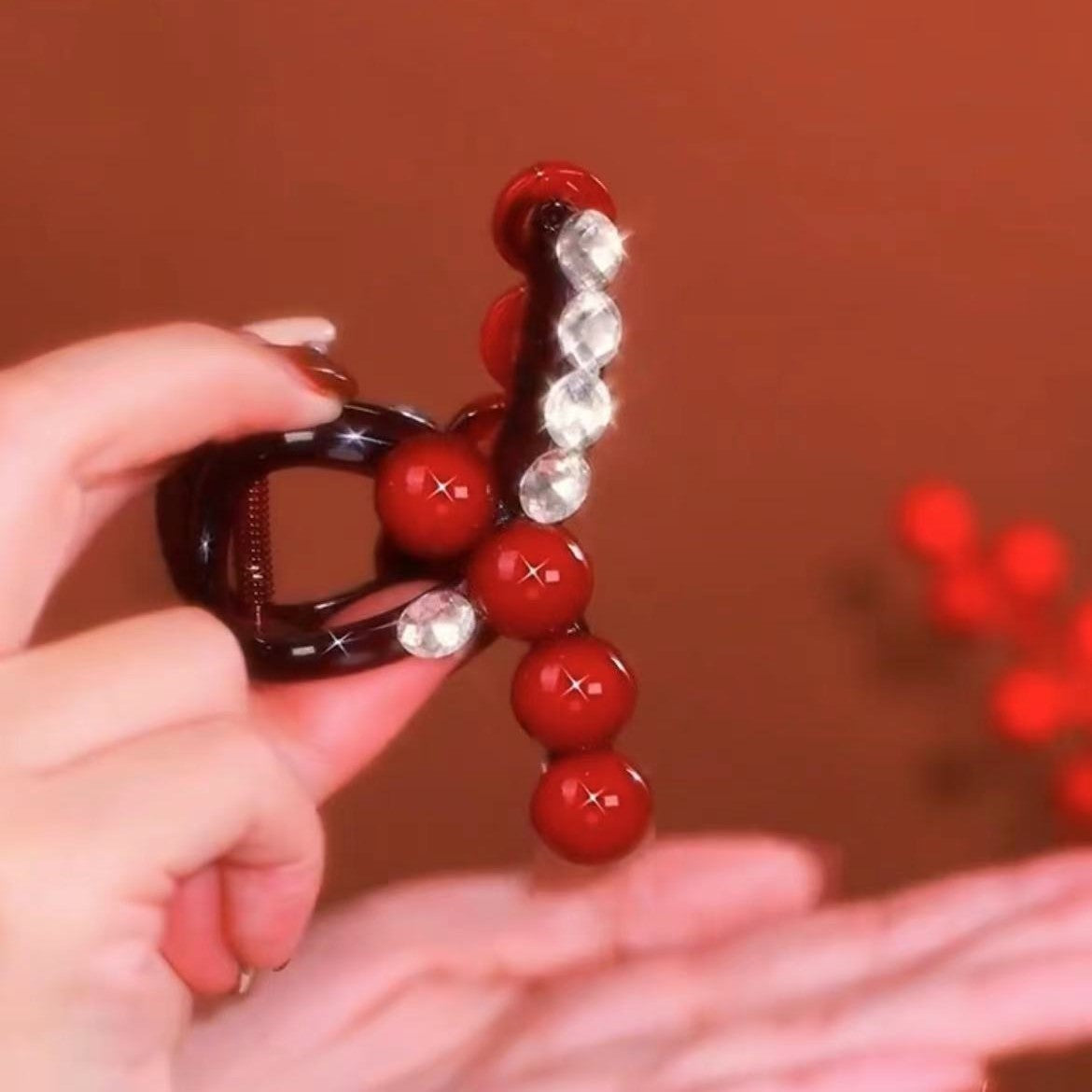 Stylish Red Pearl Diamond Hair Claw Clips