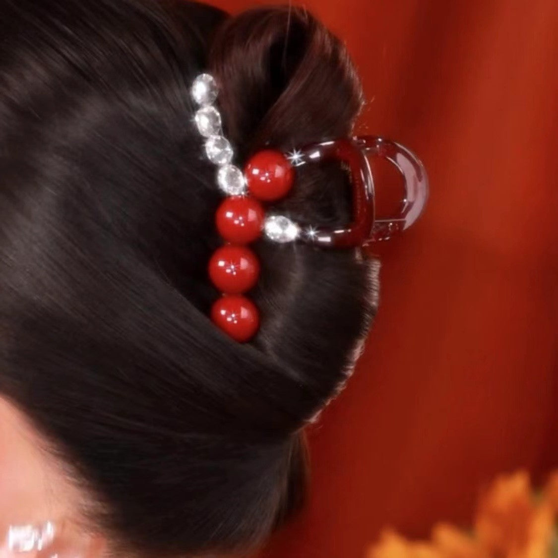 Stylish Red Pearl Diamond Hair Claw Clips
